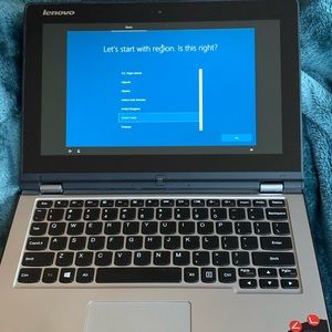 Lenovo Yoga 2 Laptop with Case
